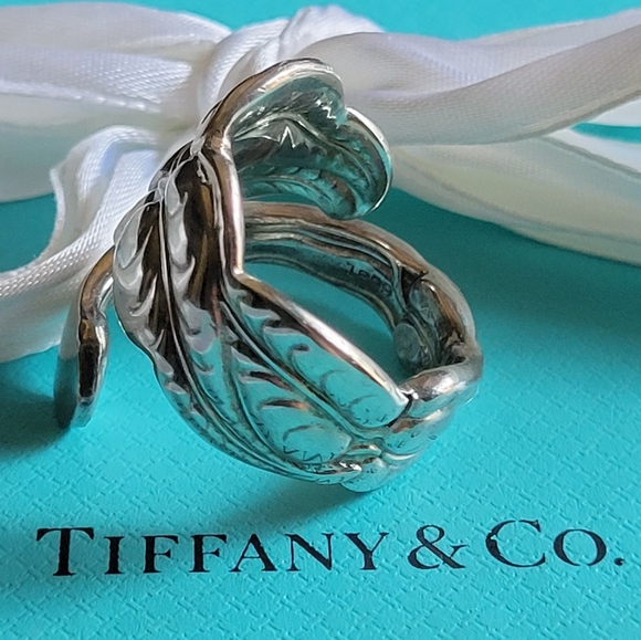 1889 Tiffany & Co. Ailanthus Spoon Ring 27 - Picture 5 of 16